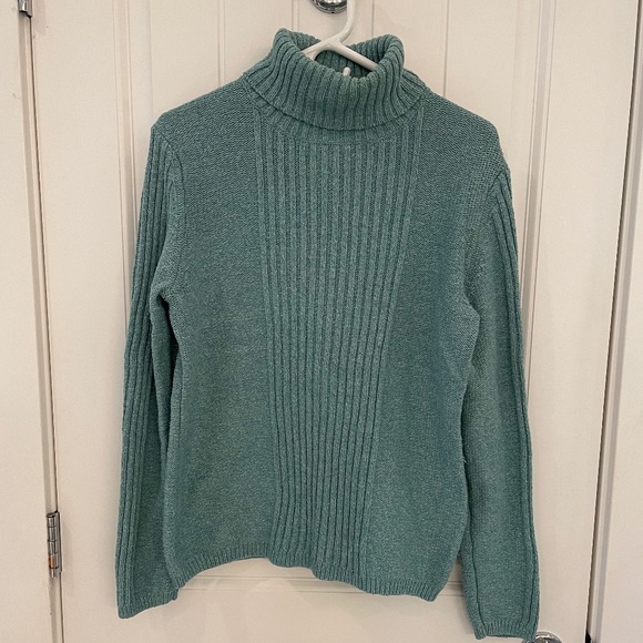 Sundance Ribbed Turtleneck Sweater, size L - Picture 2 of 8